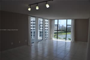 20505 E Country Club Dr APT 2138, Aventura, FL 33180, Sold 05/20/24
