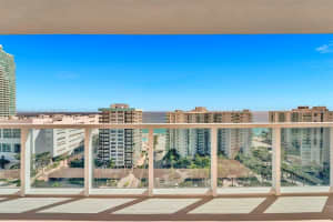 3800 S Ocean Dr APT 1720, Hollywood, FL 33019, Sold 06/14/24