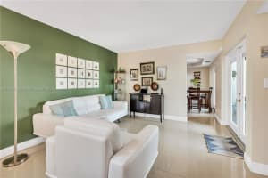 9720 NW 5th Ln #9720, Miami, FL 33172, Sold 02/01/24