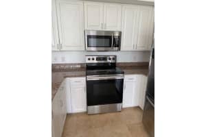 1155 Brickell Bay Dr Ph 203, Miami, FL 33131, Sold 03/18/24