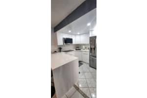 4845 NW 7th St Apt 108-5, Miami, FL 33126, Sold 12/20/23