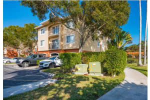 4177 N Haverhill Rd APT 802, West Palm Beach, FL 33417, Sold 12/18/23