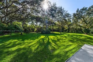 7301 Ponce De Leon Rd, Miami, FL 33143, Sold 03/19/24