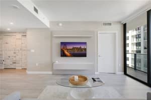 55 SW 9th St Apt 2301, Miami, FL 33130, Sold 12/19/23