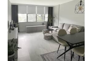 2751 Taft St APT 306, Hollywood, FL 33020, Sold 11/22/23