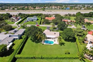 5200 W Saxon Cir, Southwest Ranches, FL 33331, Sold 01/24/24