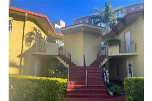 18558 NE 18th Ave APT 201, Miami, FL 33179, Sold 01/16/24