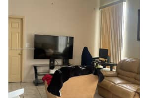 7420 W 20th Ave APT 334, Hialeah, FL 33016, Sold 05/01/24