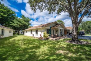 3645 W Bell Dr #49, Davie, FL 33328, Sold 12/22/23