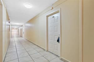 6980 NW 186th St Apt 3-419, Hialeah, FL 33015, Sold 11/30/23