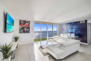 1200 Brickell Bay Dr, Miami, FL 33131, Sold 12/19/23