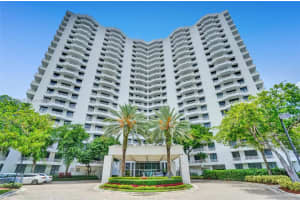 3300 NE 192 St APT 611, Aventura, FL 33180, Sold 01/30/25