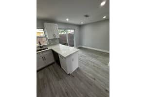 8350 NW 8th St Apt 1-1, Miami, FL 33126, Sold 01/26/24