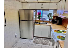 9400 W Flagler St APT 303, Miami, FL 33174, Sold 03/07/24