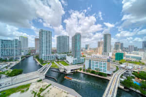 31 SE 5th St APT 2611, Miami, FL 33131, Sold 12/08/23