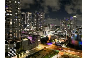 31 SE 5th St APT 2611, Miami, FL 33131, Sold 12/08/23