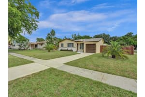 519 S 58th Terrace, Hollywood, FL 33023, Sold 03/01/24