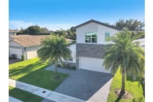 4137 Marina Way, Lighthouse Point, FL 33064, Sold 04/09/24
