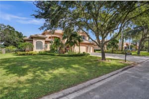 10461 N Lake Vista Cir, Davie, FL 33328, Sold 06/05/24