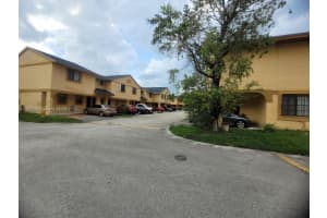 1475 SW 122nd Ave Apt 5-16, Miami, FL 33184, Sold 02/27/24