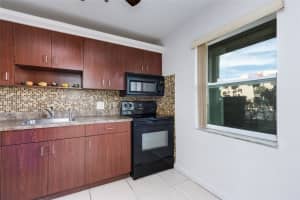 1000 Country Club Dr APT 106, Margate, FL 33063, Sold 12/14/23