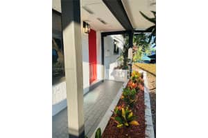MLS# A11473597, Hollywood, Florida 33021