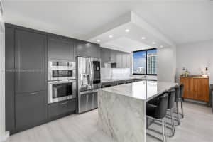1330 West Ave APT 2213, Miami Beach, FL 33139, Sold 12/05/23