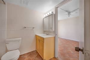 1801 S Treasure Dr APT 321, North Bay Village, FL 33141, Sold 12/29/23