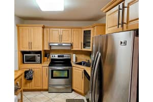 2850 Somerset Dr #214l, Lauderdale Lakes, FL 33311, Sold 08/23/24