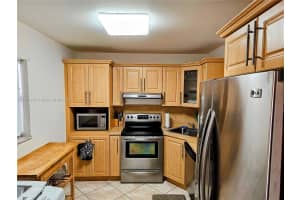 2850 Somerset Dr #214l, Lauderdale Lakes, FL 33311, Sold 08/23/24