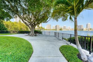 2750 NE 183rd St APT 1012, Aventura, FL 33160, Sold 12/07/23