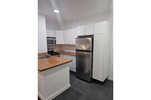 536 14th St APT 101, Miami Beach, FL 33139, Sold 02/22/24