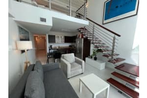 41 SE 5th St APT 905, Miami, FL 33131, Sold 12/06/23