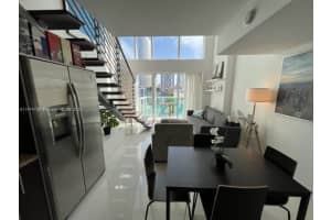 41 SE 5th St APT 905, Miami, FL 33131, Sold 12/06/23