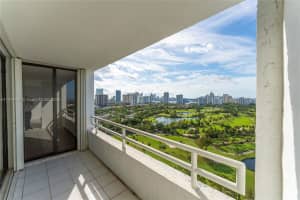 20355 NE 34th Ct APT 2226, Aventura, FL 33180, Sold 03/07/24