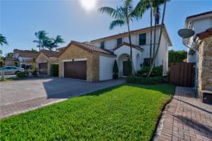 9866 NW 10th St, Miami, FL 33172, Sold 12/20/23
