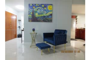 1350 SW 122nd Ave APT 123, Miami, FL 33184, Sold 08/16/24