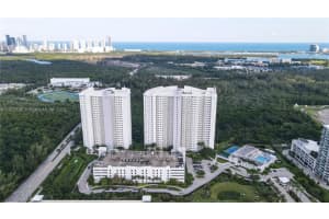 15051 Royal Oaks Ln APT 1003, North Miami, FL 33181, Sold 07/10/24