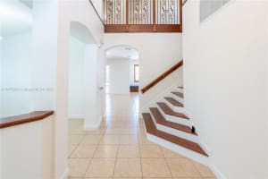 19140 N Gardenia Ave, Weston, FL 33332, Sold 07/16/24