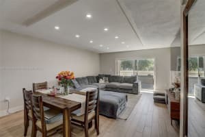 13701 Kendale Lakes Cir b 203, Miami, FL 33183, Sold 12/15/23