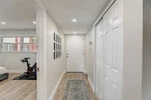 13701 Kendale Lakes Cir b 203, Miami, FL 33183, Sold 12/15/23