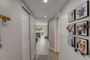 13701 Kendale Lakes Cir b 203, Miami, FL 33183, Sold 12/15/23