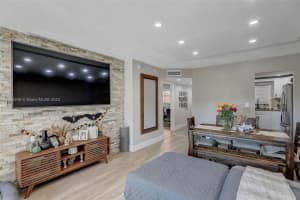 13701 Kendale Lakes Cir b 203, Miami, FL 33183, Sold 12/15/23