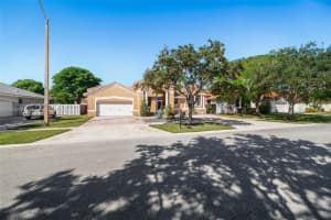 1188 NW 165th Ave, Pembroke Pines, FL 33028, Sold 12/15/23