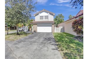 6315 NW 173rd St, Hialeah, FL 33015, Sold 03/18/24