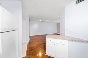 6195 NW 186th St APT 402, Hialeah, FL 33015, Sold 11/29/23