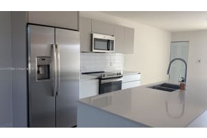 2535 NE 193rd St #3203, Miami, FL 33180, Sold 02/16/24
