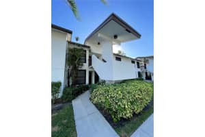 204 Lake Pointe Dr APT 203, Oakland Park, FL 33309, Sold 11/30/23