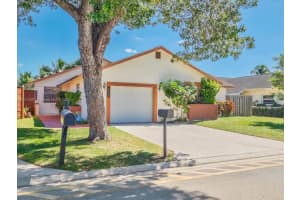 5580 SW 97th Terrace, Cooper City, FL 33328, Sold 12/07/23