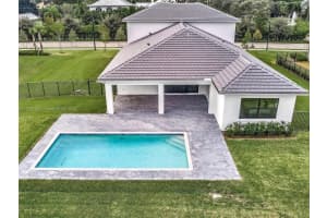6925 S Stillwater Shores Dr, Davie, FL 33314, Sold 01/10/24
